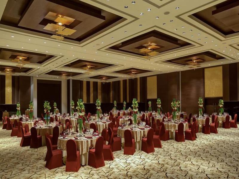 Hotel Sahara Star Mumbai Dış mekan fotoğraf The Grand Ballroom