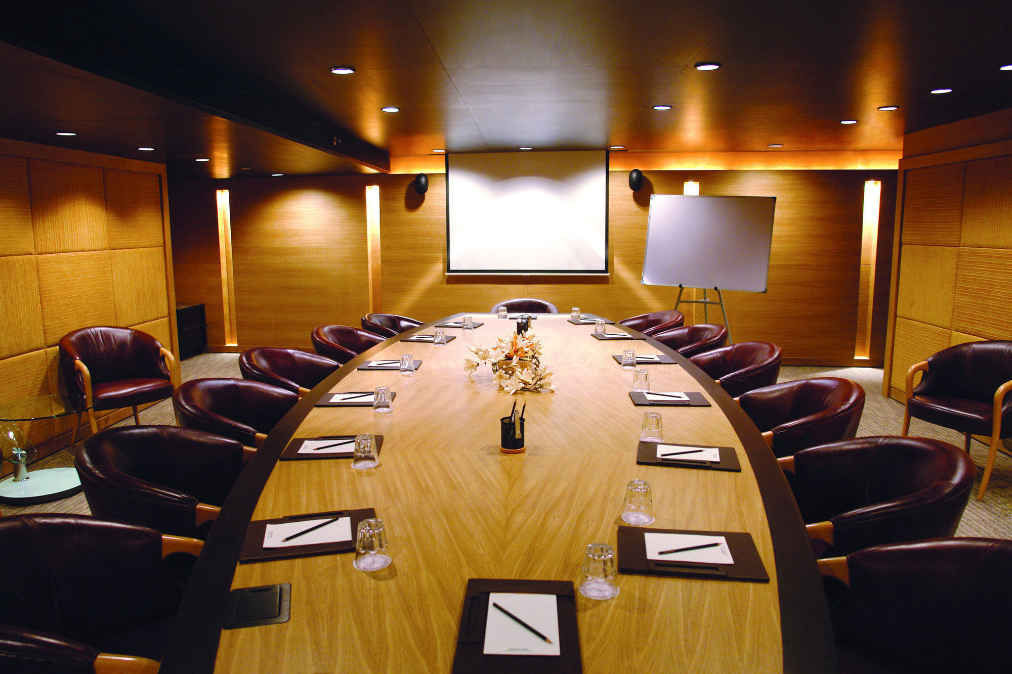 Hotel Sahara Star Mumbai İş olanakları fotoğraf A boardroom