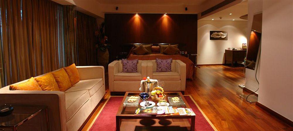 Hotel Sahara Star Mumbai Oda fotoğraf A suite at the Taj Bengal